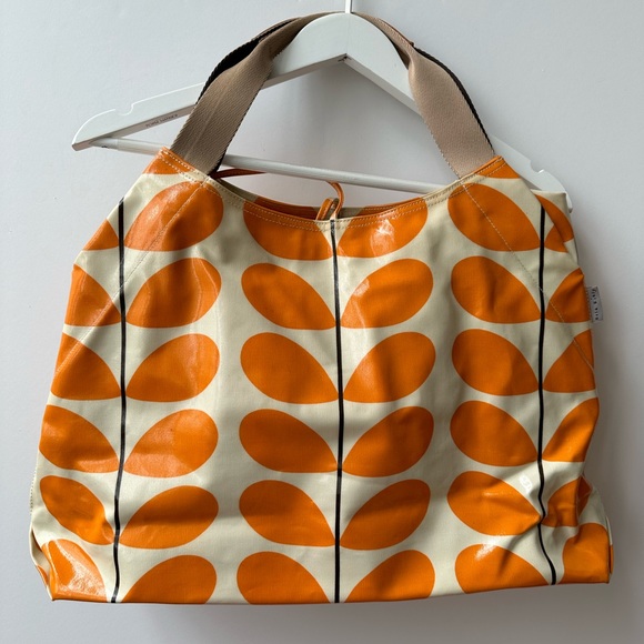 Orla Kiely - Classic Multi Stem Large Tote Bag - Orange / White - Picture 2 of 10